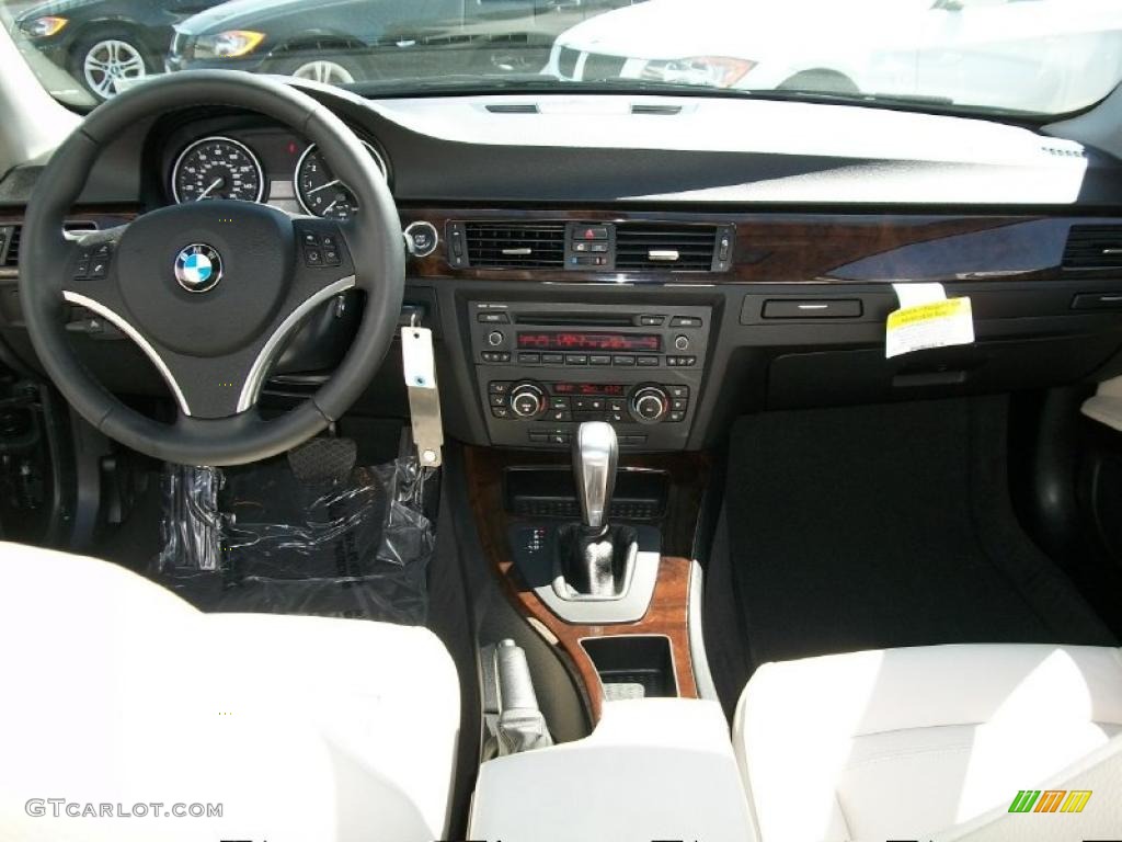 2011 BMW 3 Series 335i xDrive Coupe Oyster/Black Dakota Leather Dashboard Photo #48398208