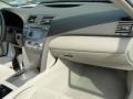 Super White - Camry Hybrid Photo No. 27