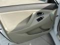 Super White - Camry Hybrid Photo No. 34