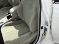 Super White - Camry Hybrid Photo No. 36