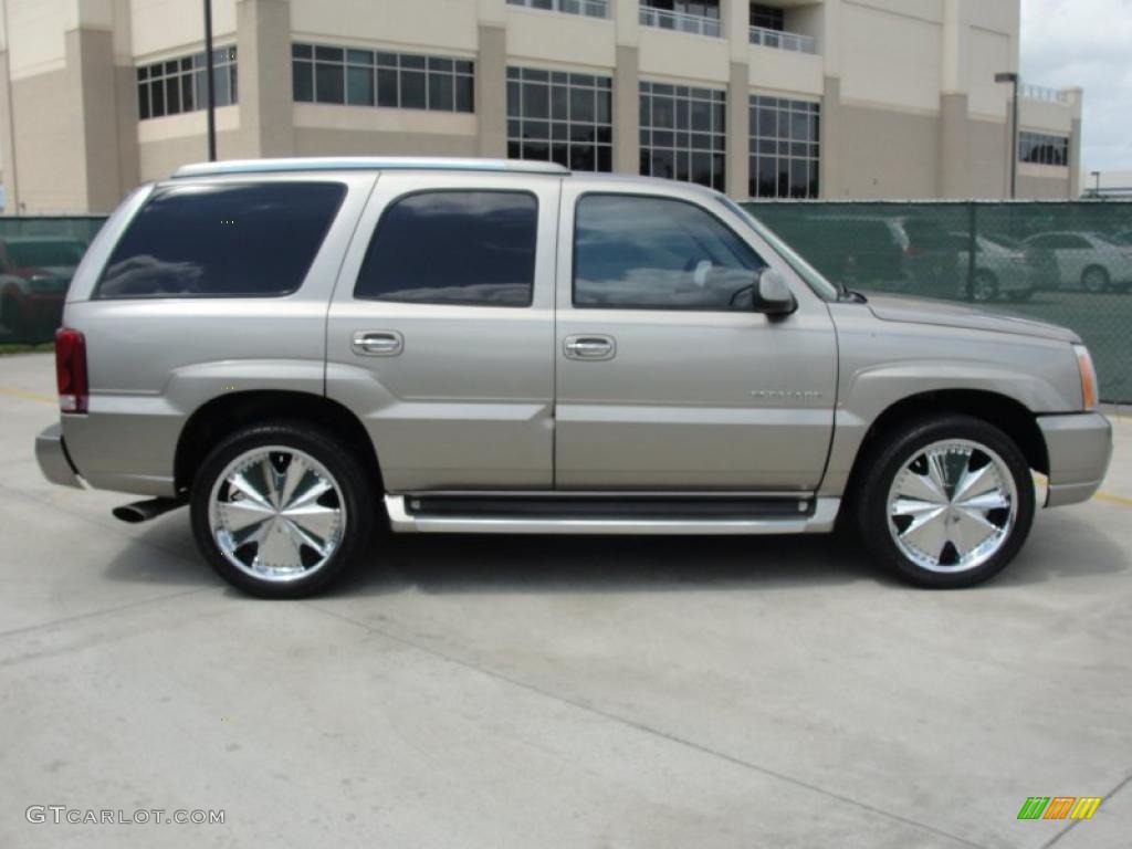 Silver Sand 2002 Cadillac Escalade AWD Exterior Photo #48402106