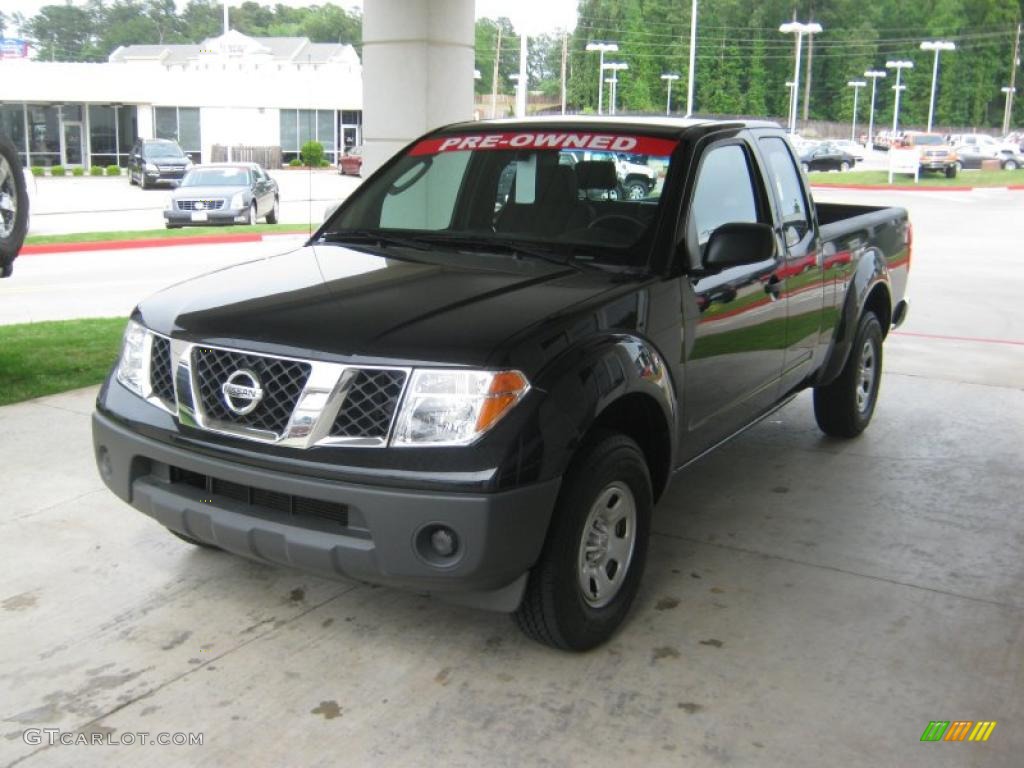 2008 Frontier XE King Cab - Super Black / Graphite photo #1