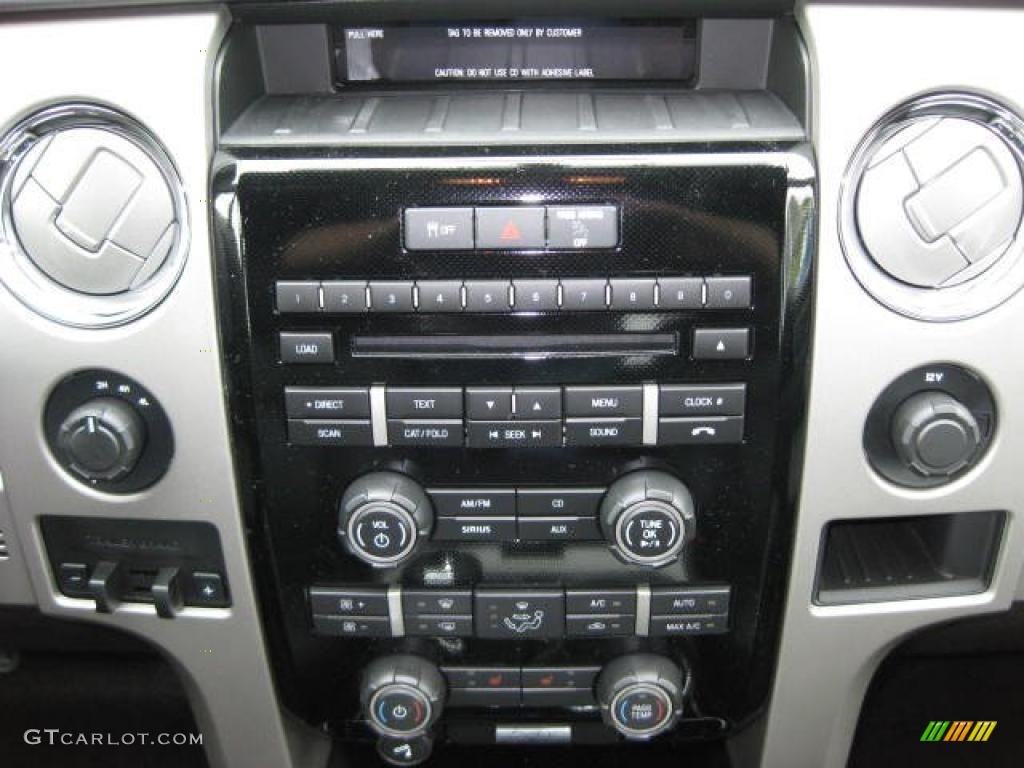 2011 Ford F150 FX4 SuperCrew 4x4 Controls Photo #48403132