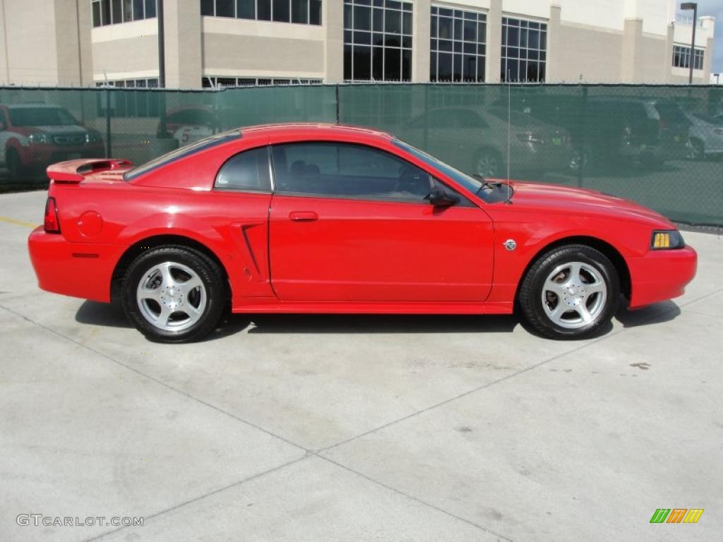 2004 Mustang V6 Coupe - Torch Red / Dark Charcoal photo #2