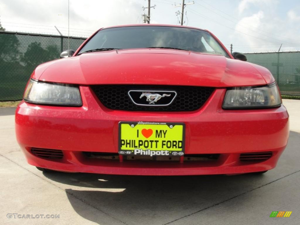 2004 Mustang V6 Coupe - Torch Red / Dark Charcoal photo #9