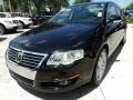Deep Black - Passat Lux Sedan Photo No. 13