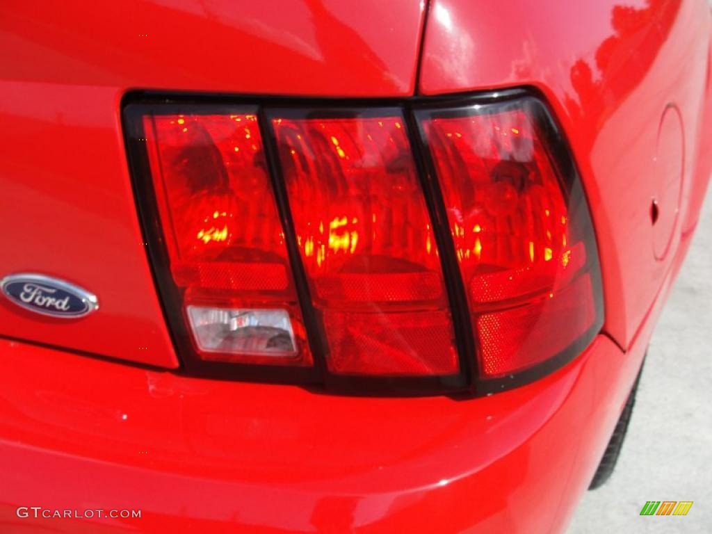 2004 Mustang V6 Coupe - Torch Red / Dark Charcoal photo #20