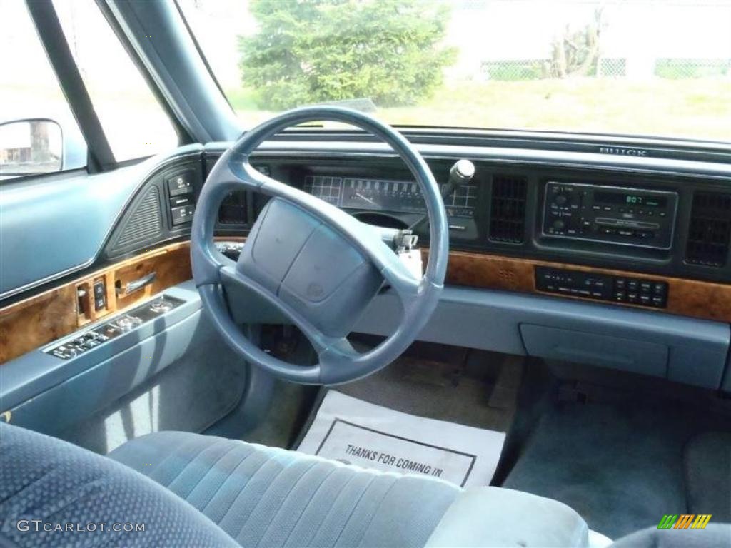 1994 Buick LeSabre Custom Blue Dashboard Photo #48406969