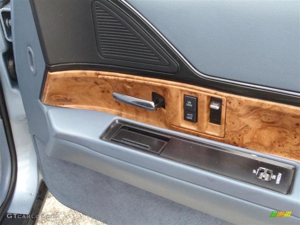 1994 Buick LeSabre Custom Controls Photo #48407020