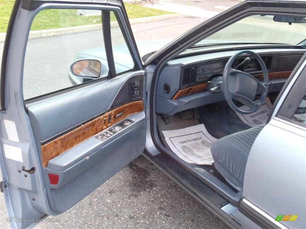 1994 LeSabre Custom - Light Adriatic Blue Metallic / Blue photo #28