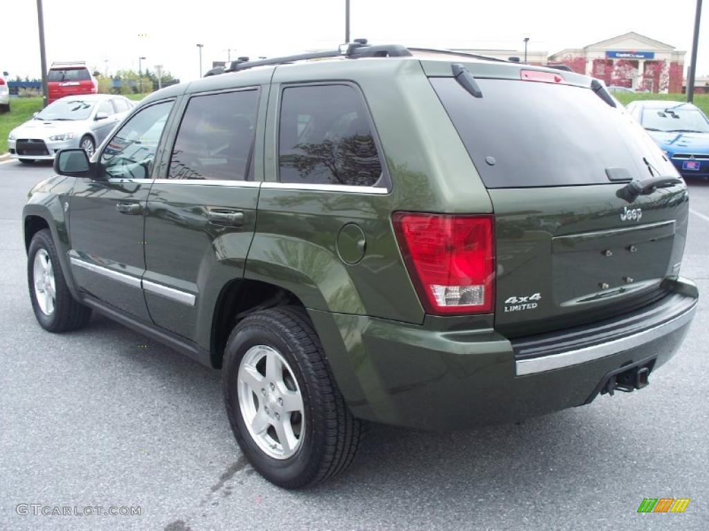 2007 Grand Cherokee Limited 4x4 - Jeep Green Metallic / Dark Khaki/Light Graystone photo #3