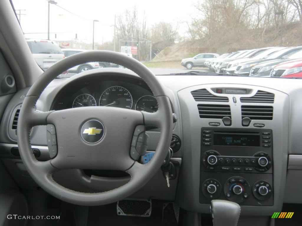 2006 Malibu Maxx LT Wagon - Silverstone Metallic / Titanium Gray photo #4