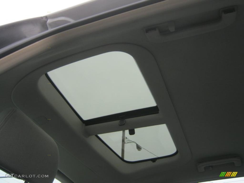 2006 Malibu Maxx LT Wagon - Silverstone Metallic / Titanium Gray photo #24