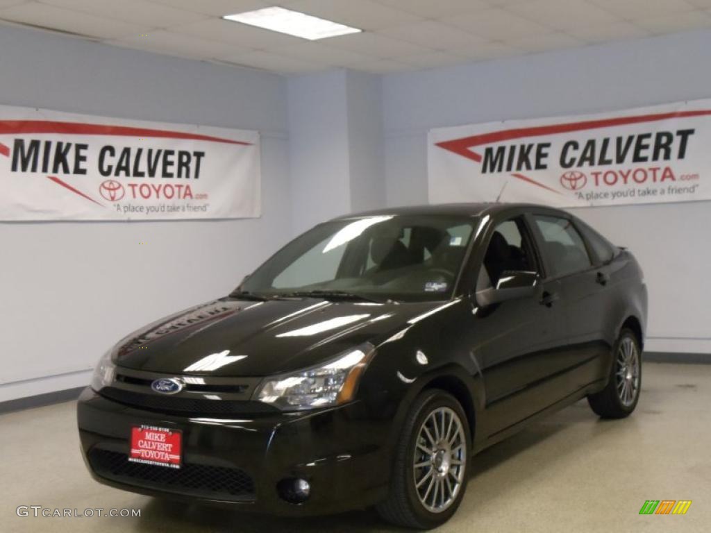 2011 Focus SES Sedan - Ebony Black / Charcoal Black photo #1