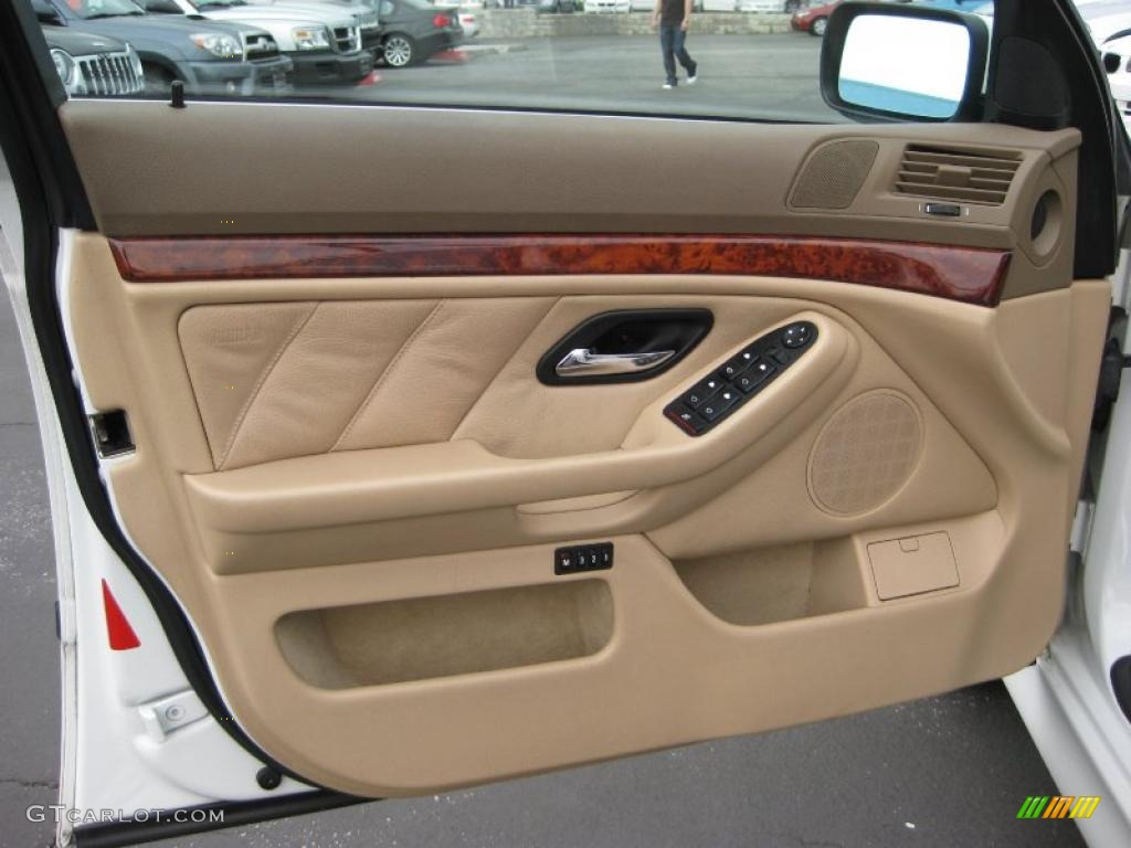 2000 BMW 5 Series 528i Sedan Sand Door Panel Photo #48409120