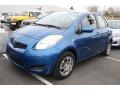 2009 Blazing Blue Pearl Toyota Yaris 5 Door Liftback  photo #4