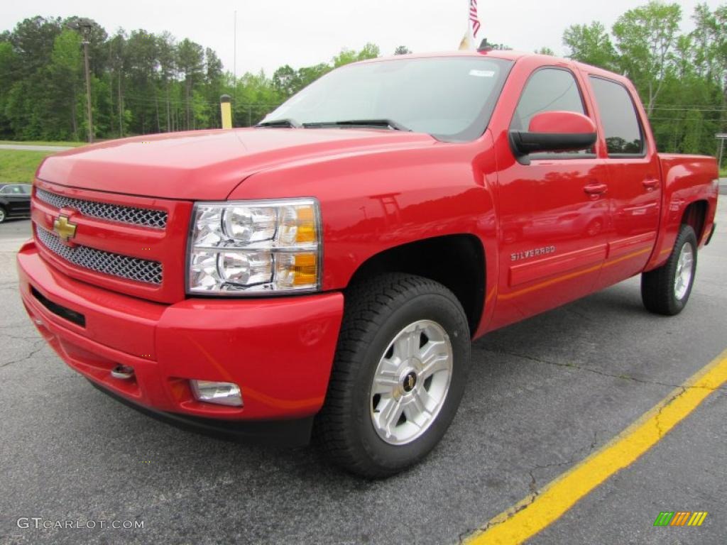 2011 Silverado 1500 LT Crew Cab - Victory Red / Ebony photo #3