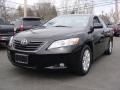 Black - Camry  Photo No. 1