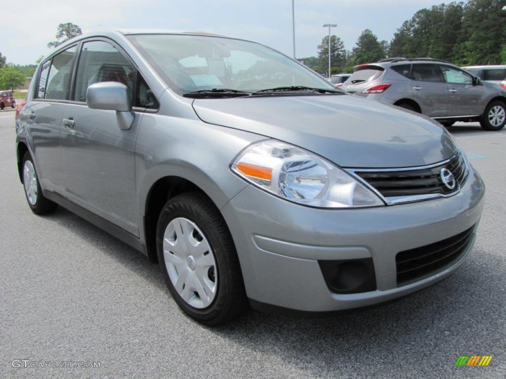 Magnetic Gray Metallic 2011 Nissan Versa 1.8 S Hatchback Exterior Photo #48418603