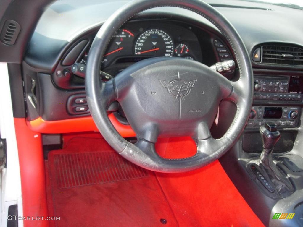 2000 Corvette Coupe - Arctic White / Torch Red photo #14