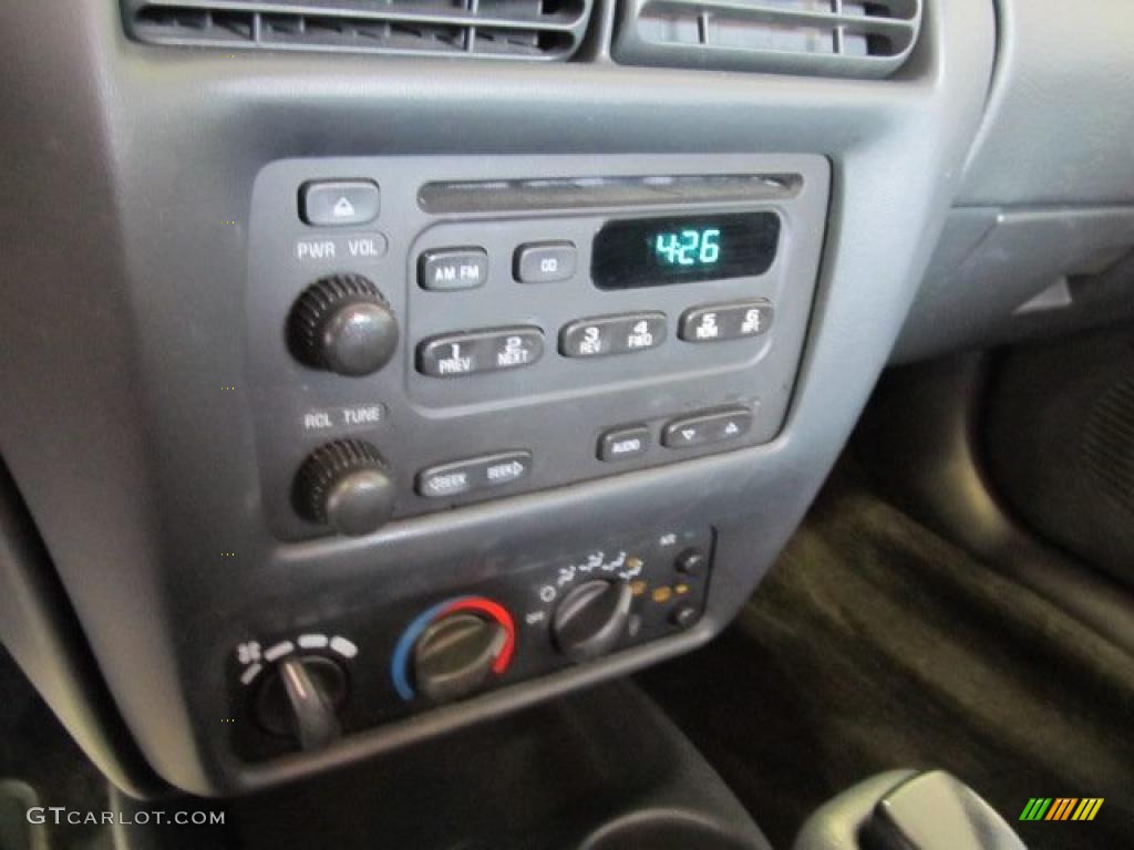 2001 Chevrolet Cavalier Sedan Controls Photos