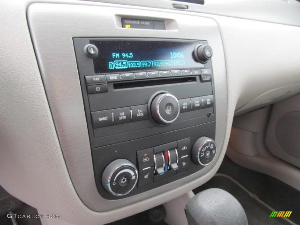 2008 Chevrolet Impala 50th Anniversary Controls Photo #48422239