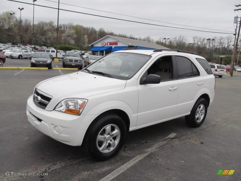 2009 Sorento LX 4x4 - Clear White / Beige photo #5