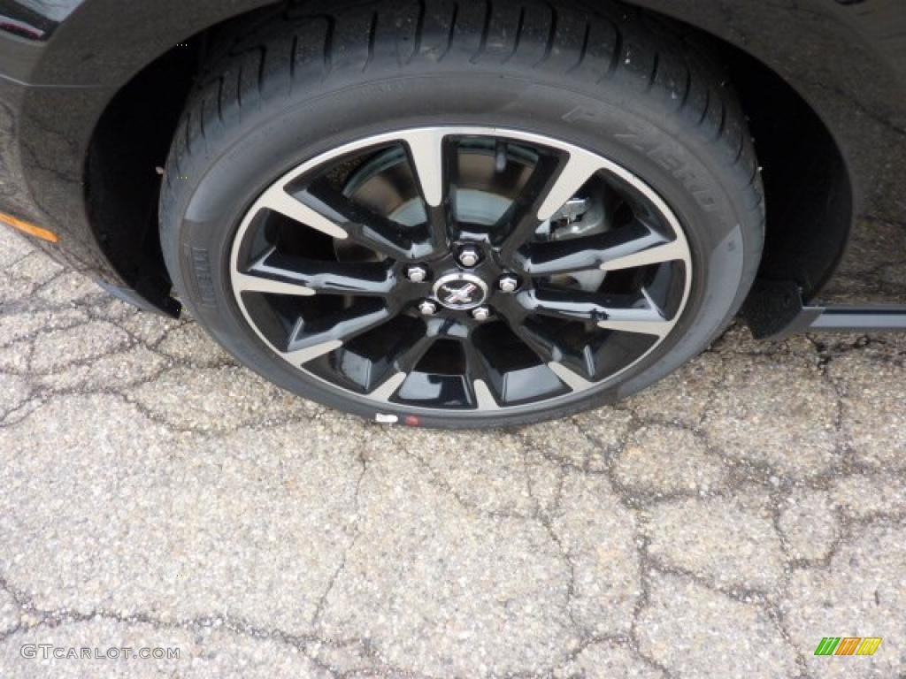 2012 Ford Mustang V6 Coupe Wheel Photo #48425008