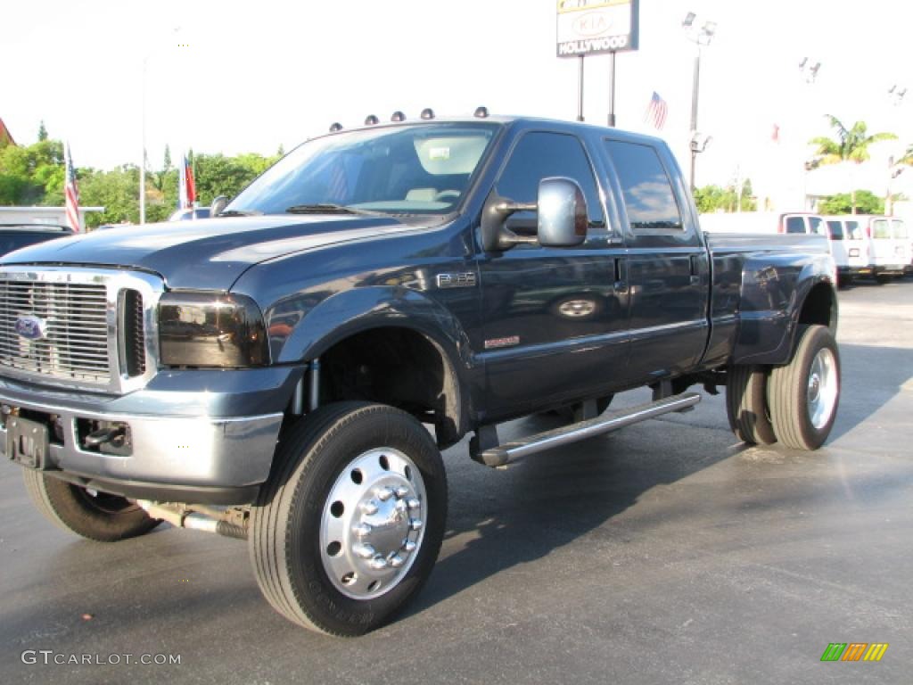 Medium Wedgewood Blue Metallic 2004 Ford F350 Super Duty Lariat Crew Cab 4x4 Dually Exterior Photo #48425776