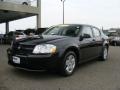 Brilliant Black Crystal Pearl - Avenger SXT Photo No. 1