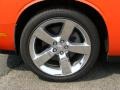 2009 Dodge Challenger R/T Wheel and Tire Photo