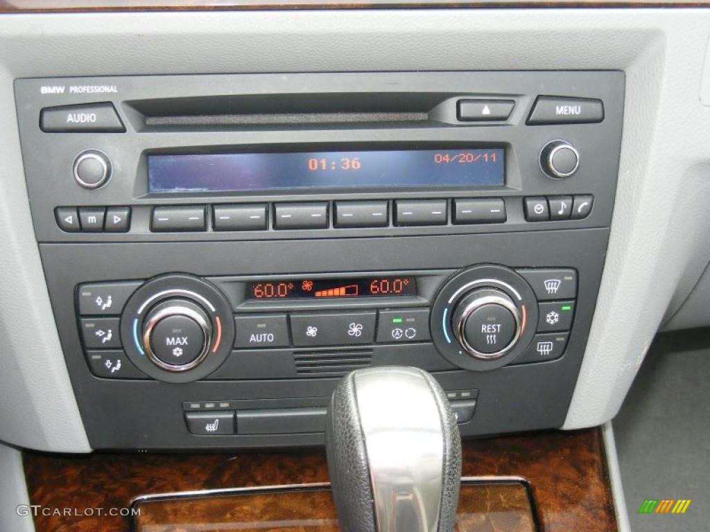 2008 BMW 3 Series 328i Convertible Controls Photo #48428890