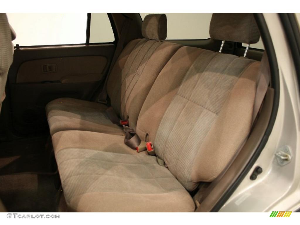1999 4Runner SR5 - Desert Dune Metallic / Oak photo #15
