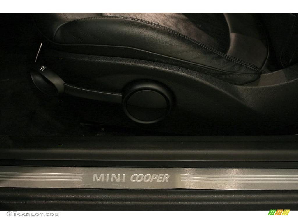 2008 Cooper Hardtop - Oxygen Blue / Punch Carbon Black photo #5