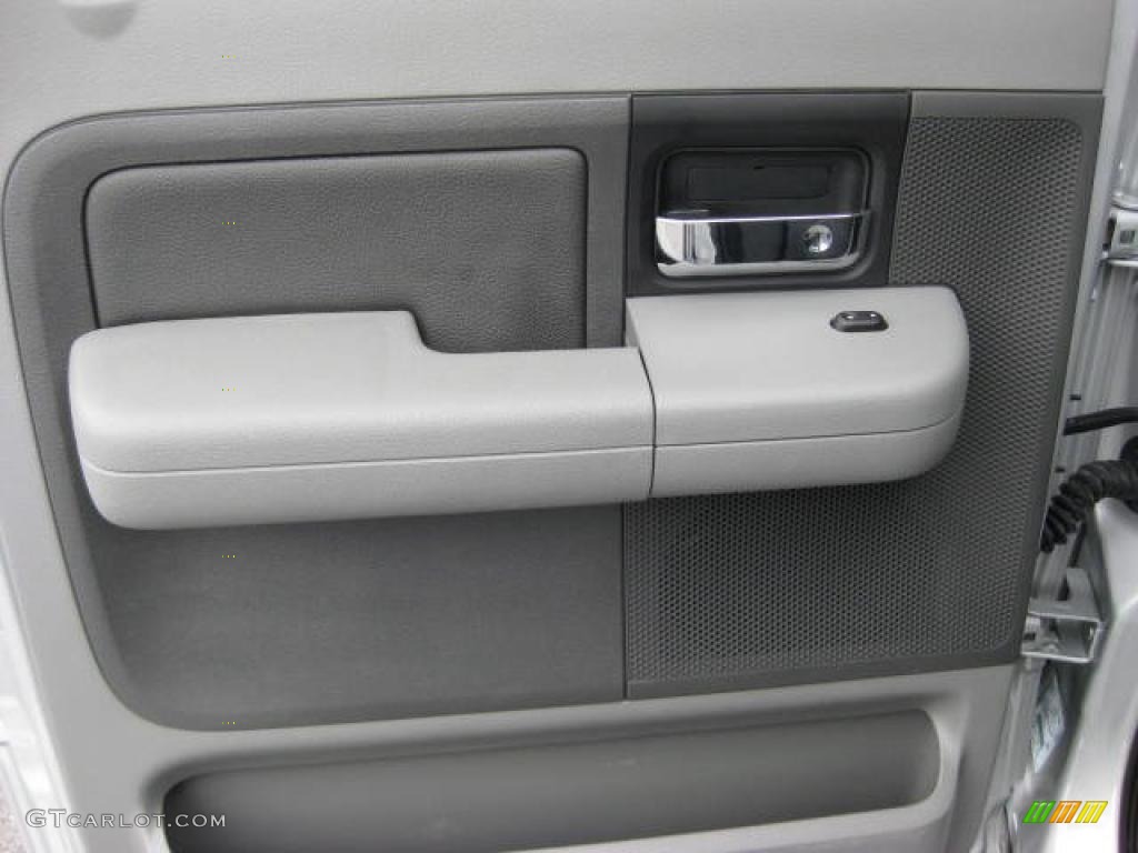 2004 F150 XLT SuperCrew 4x4 - Silver Metallic / Medium/Dark Flint photo #17