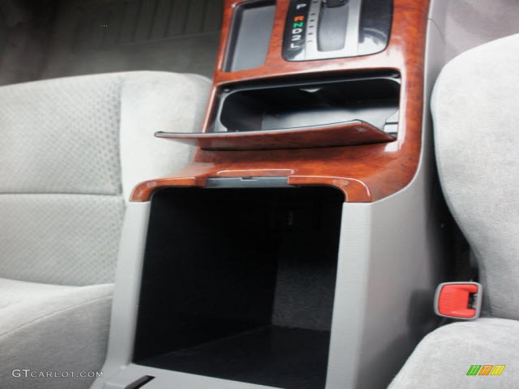 2004 Camry XLE - Black / Stone photo #18