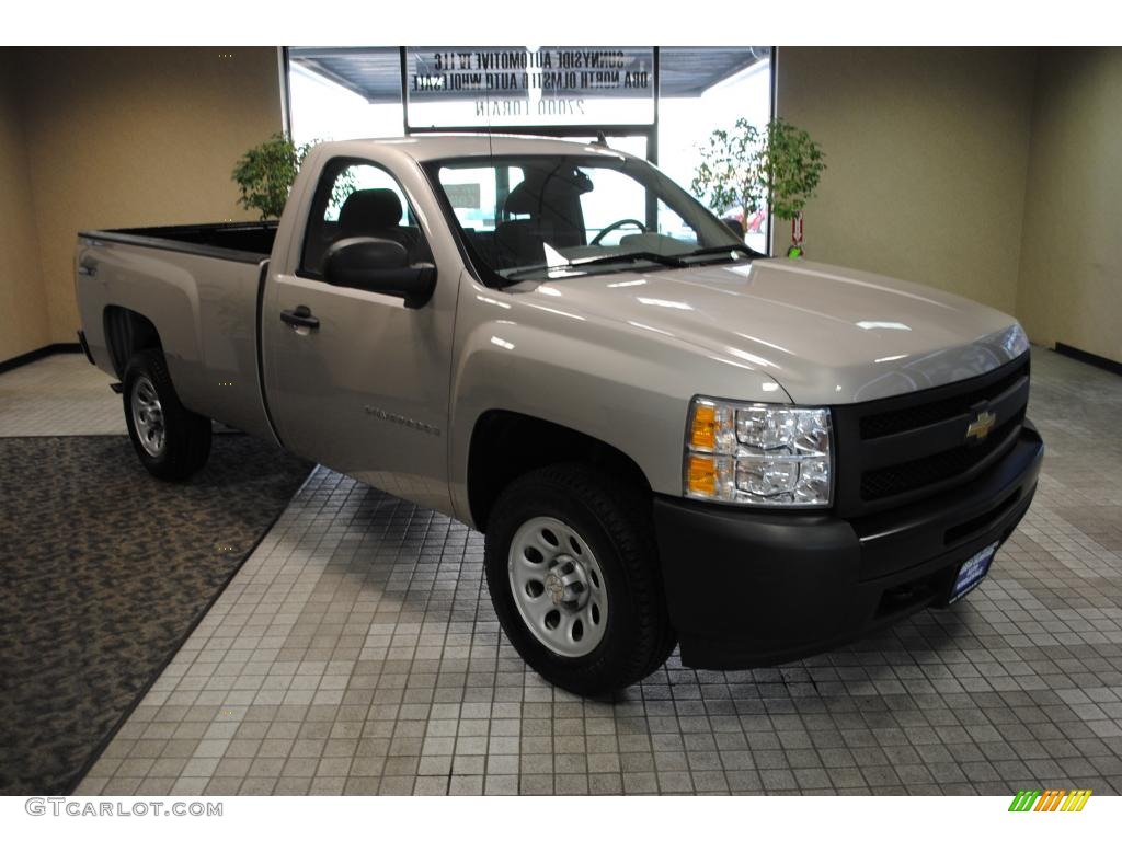 2009 Silverado 1500 Regular Cab 4x4 - Silver Birch Metallic / Dark Titanium photo #15