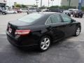 Black - Camry SE Photo No. 4