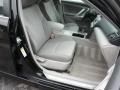 Black - Camry SE Photo No. 17
