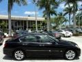 Black Obsidian - M 35 Sedan Photo No. 5