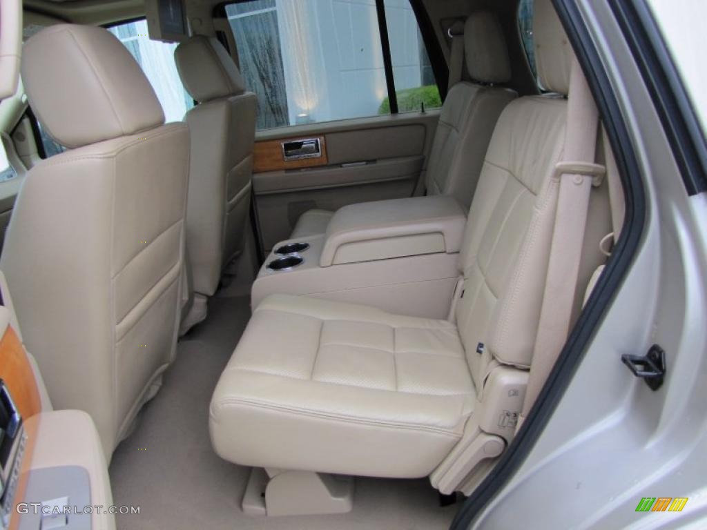 Camel Interior 2007 Lincoln Navigator Ultimate Photo #48436866