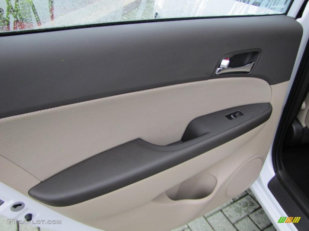 2011 Hyundai Elantra Touring SE Gray Door Panel Photo #48437421
