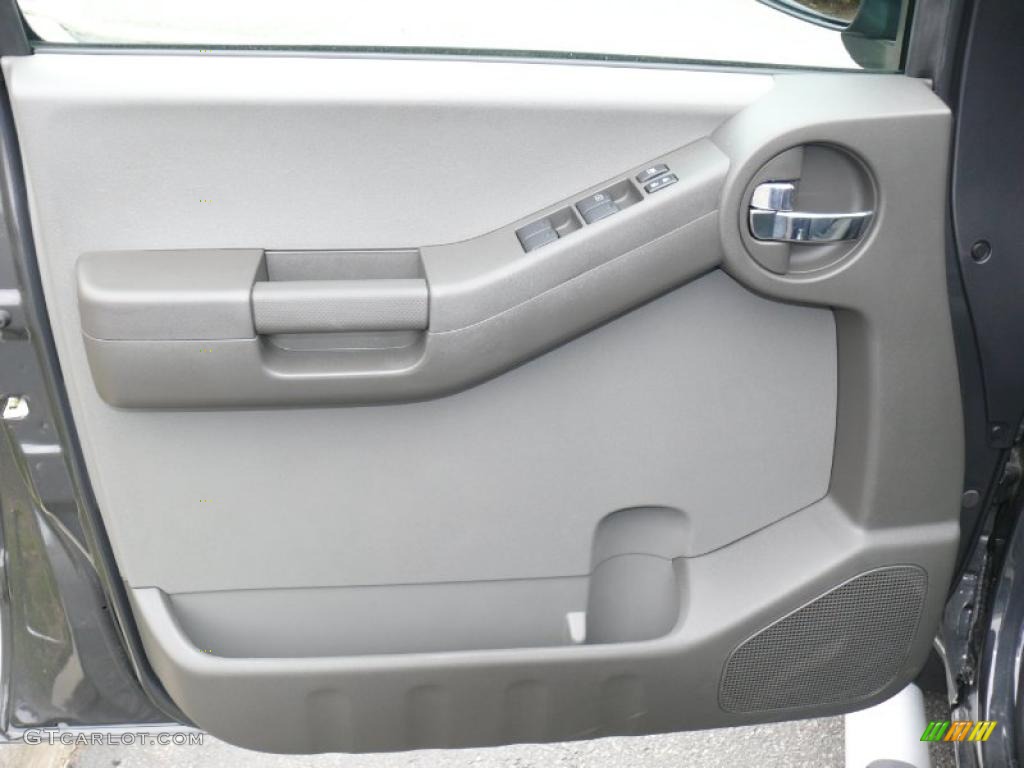 2011 Nissan Xterra S 4x4 Door Panel Photos