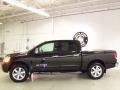Galaxy Black - Titan LE Crew Cab 4x4 Photo No. 5