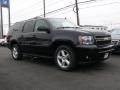 Black - Suburban 1500 LT 4x4 Photo No. 3