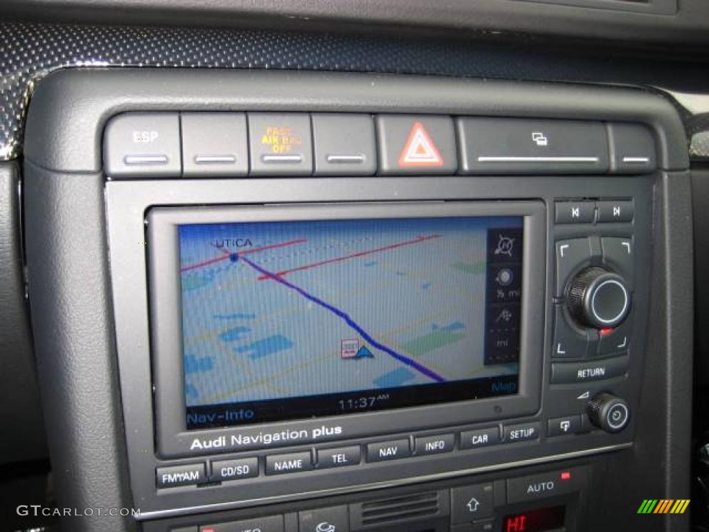 2007 Audi S4 4.2 quattro Sedan Navigation Photos