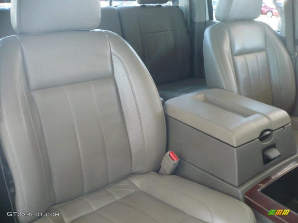 2009 Ram 3500 ST Quad Cab 4x4 Chassis Commercial - Bright White / Khaki photo #17