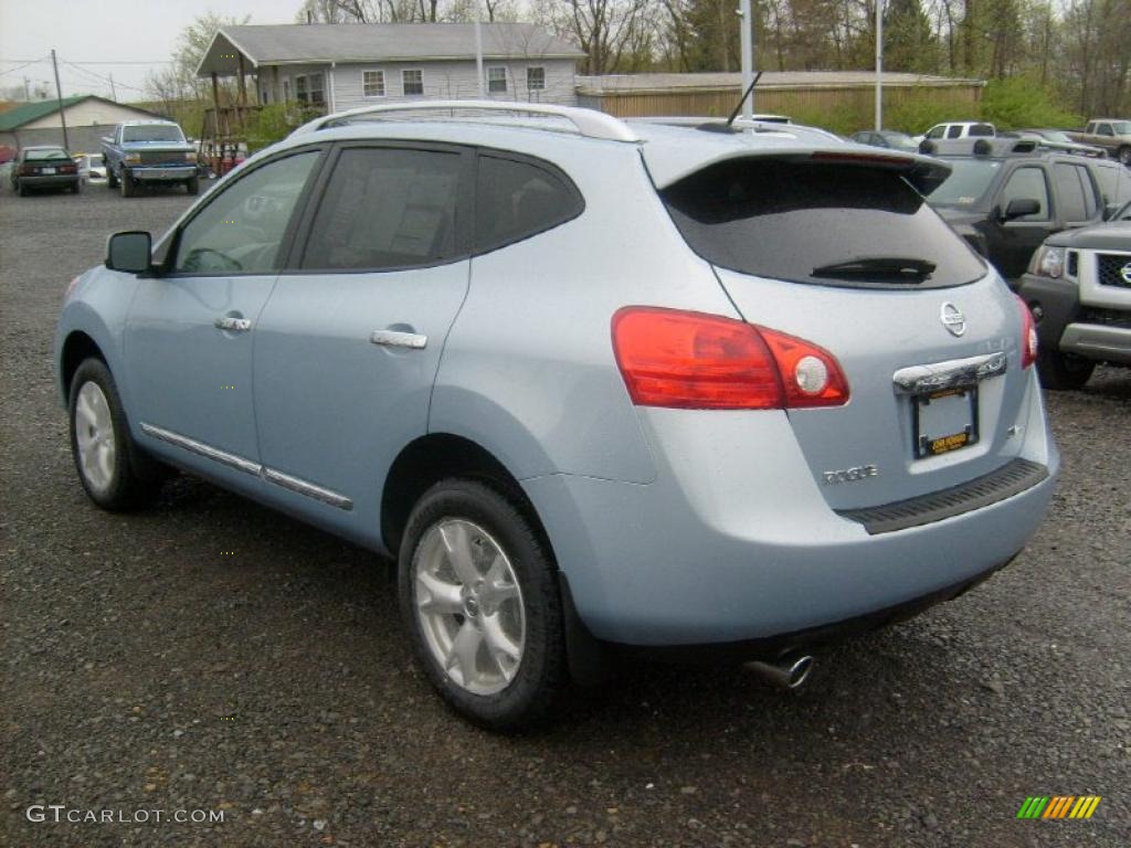 2011 Rogue SV AWD - Frosted Steel Metallic / Black photo #2