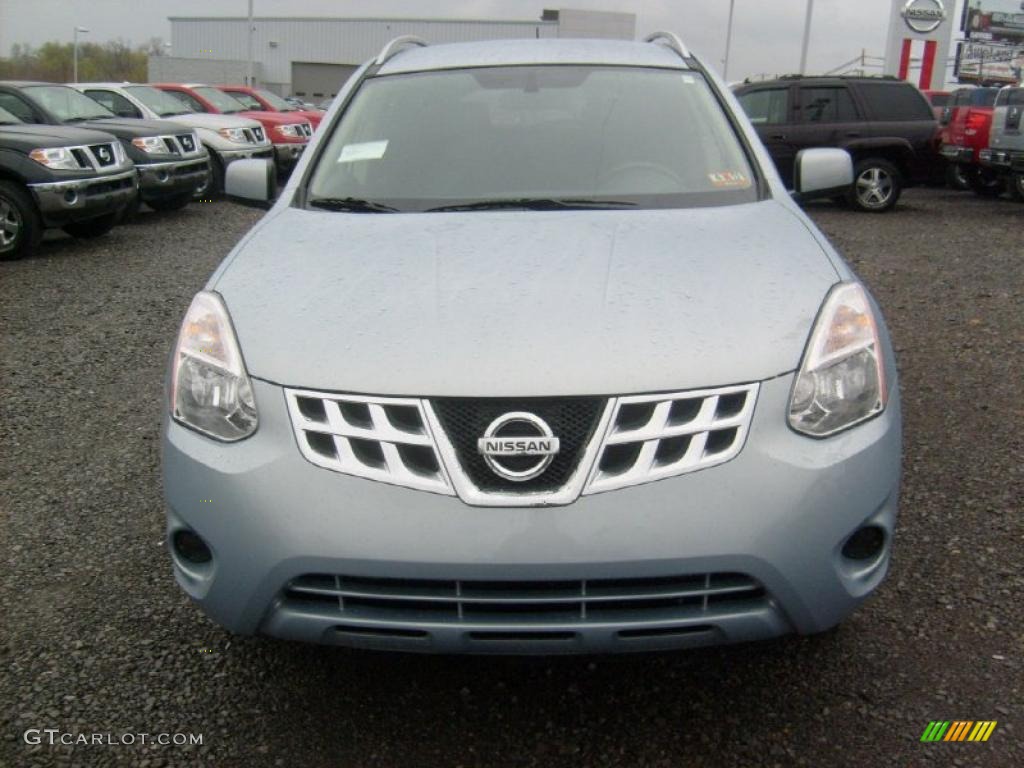 2011 Rogue SV AWD - Frosted Steel Metallic / Black photo #6