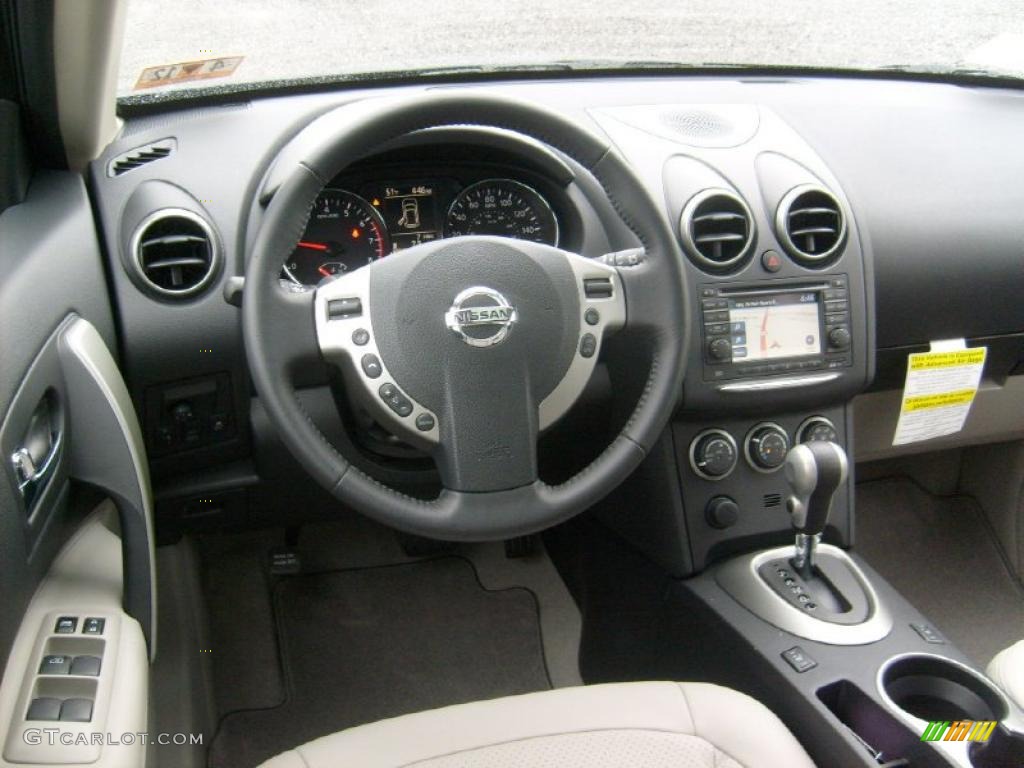 2011 Rogue SL AWD - Wicked Black / Gray photo #13